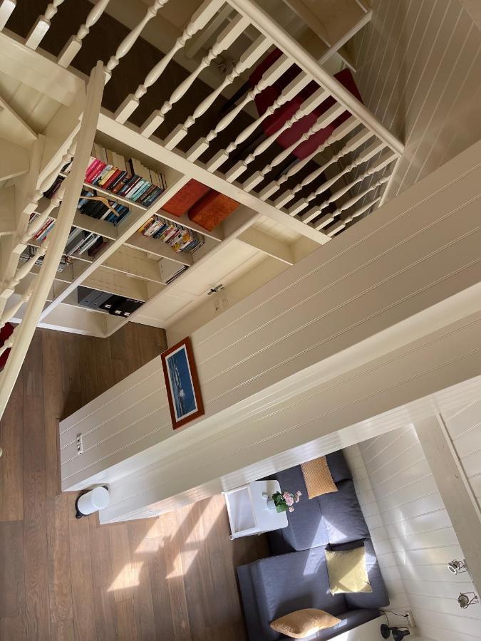 Karibu Het Voorhuis 2 Tot 6 Persoons Luxe Slaapkamers Met Een Mooie Woonkeuken Daarle Exterior photo