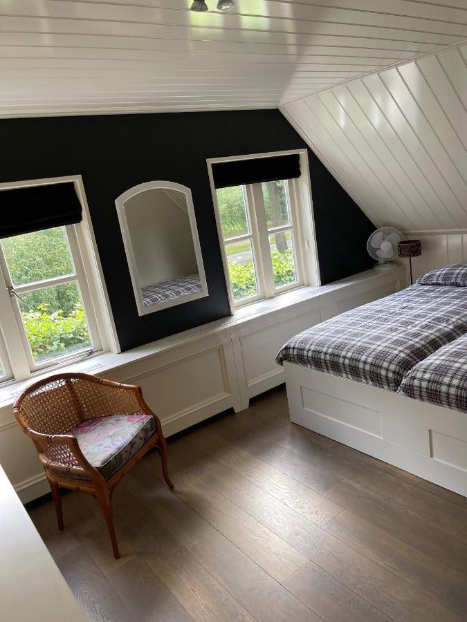 Karibu Het Voorhuis 2 Tot 6 Persoons Luxe Slaapkamers Met Een Mooie Woonkeuken Daarle Exterior photo